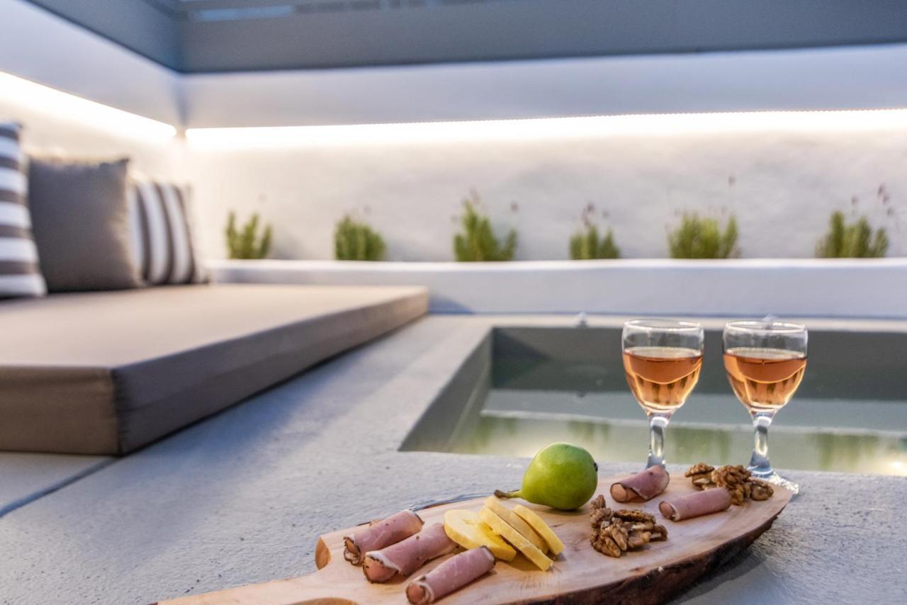 Lithos Luxury Suites Tínos 외부 사진