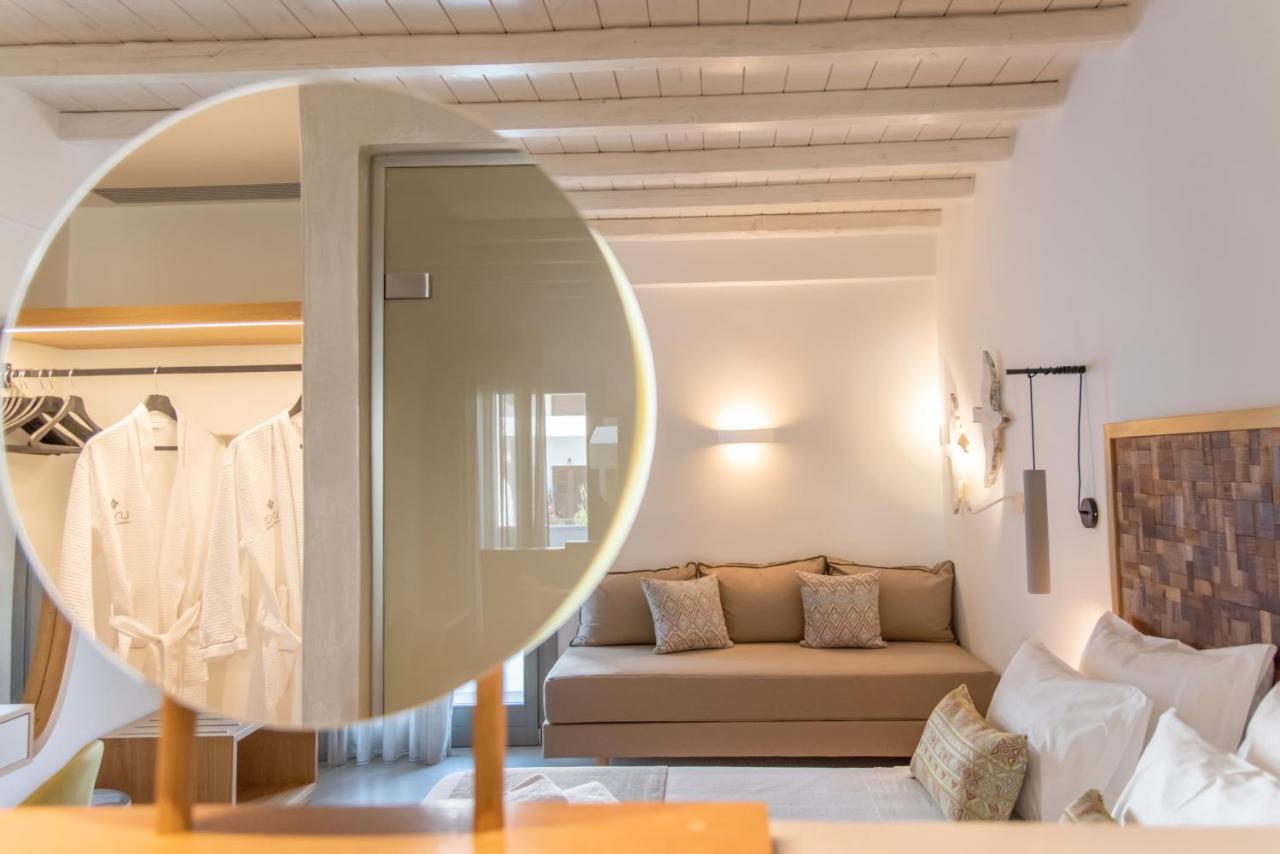 Lithos Luxury Suites Tínos 외부 사진